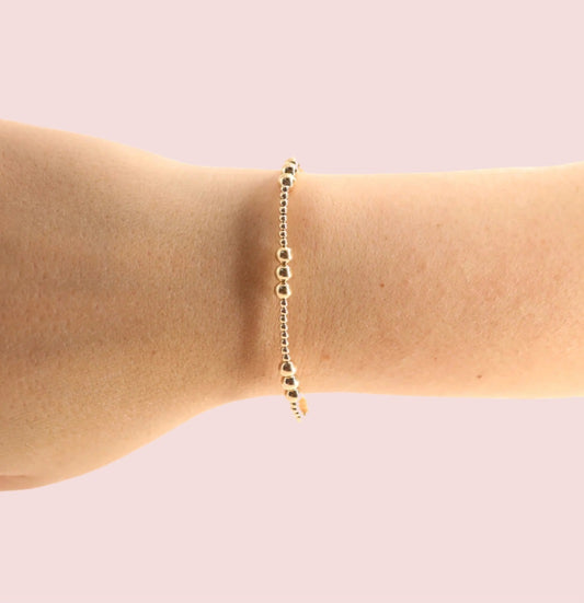 ILY Bracelet in Gold