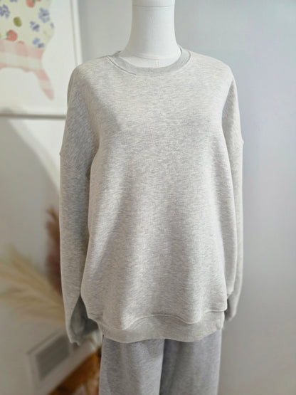 The Perfect Oversized Sweatshirt