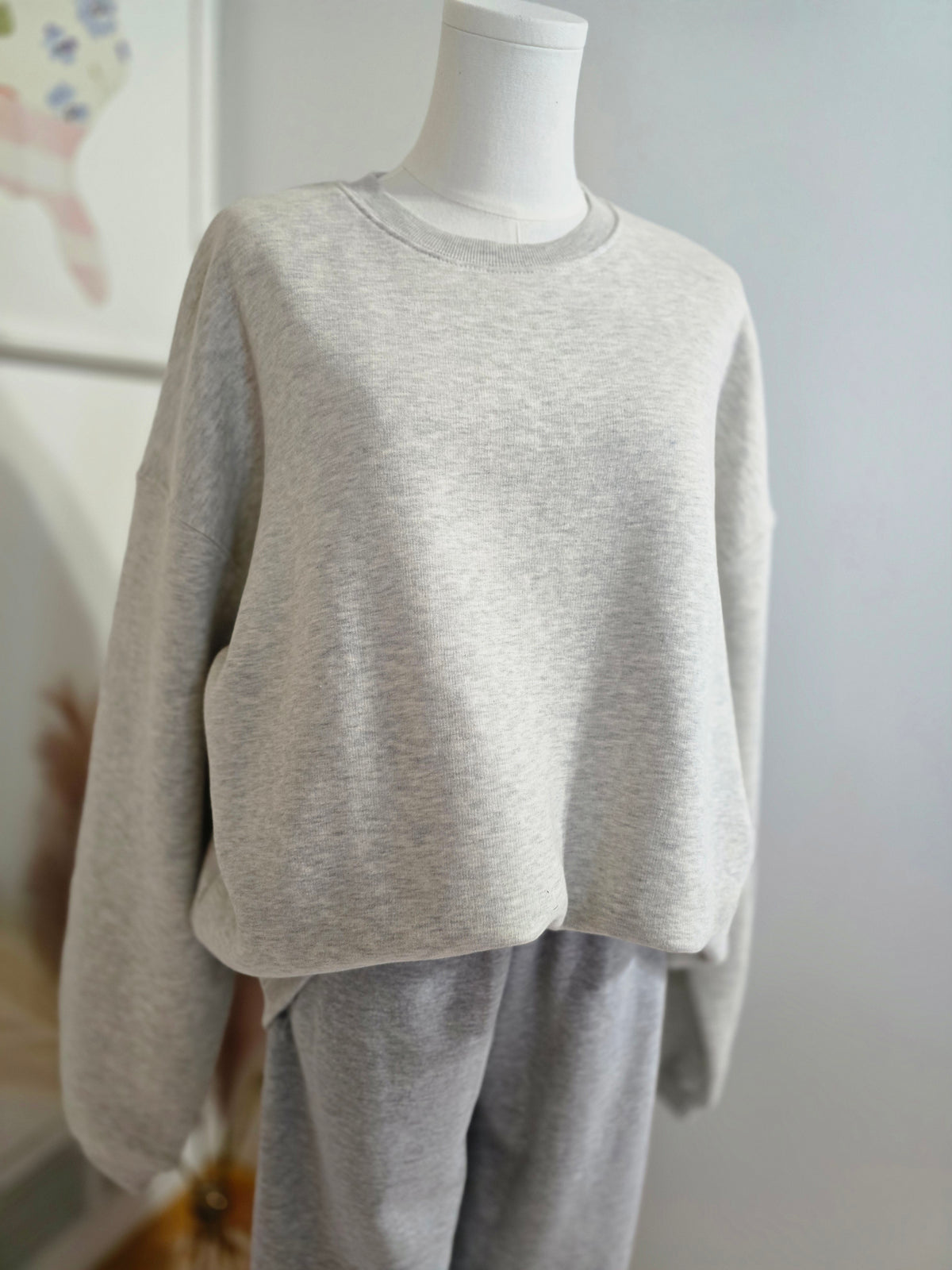 The Perfect Oversized Sweatshirt